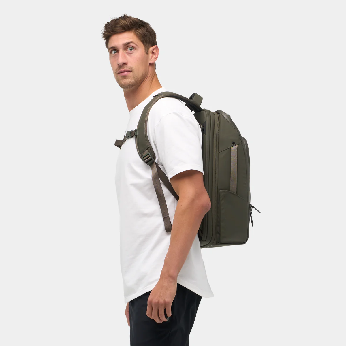14L/20L Travel Backpack - Image 42