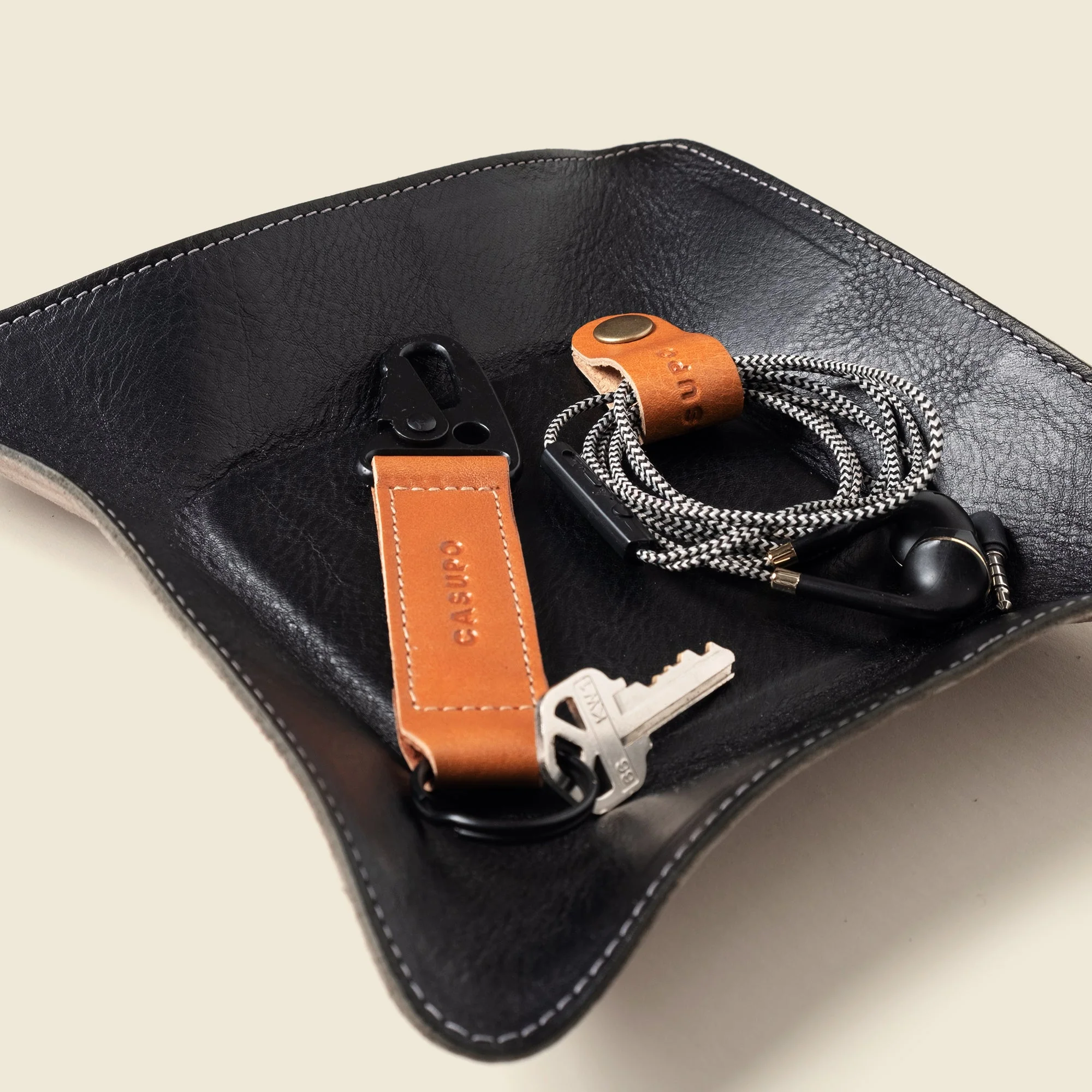 Travel Valet Tray - Black - Image 6