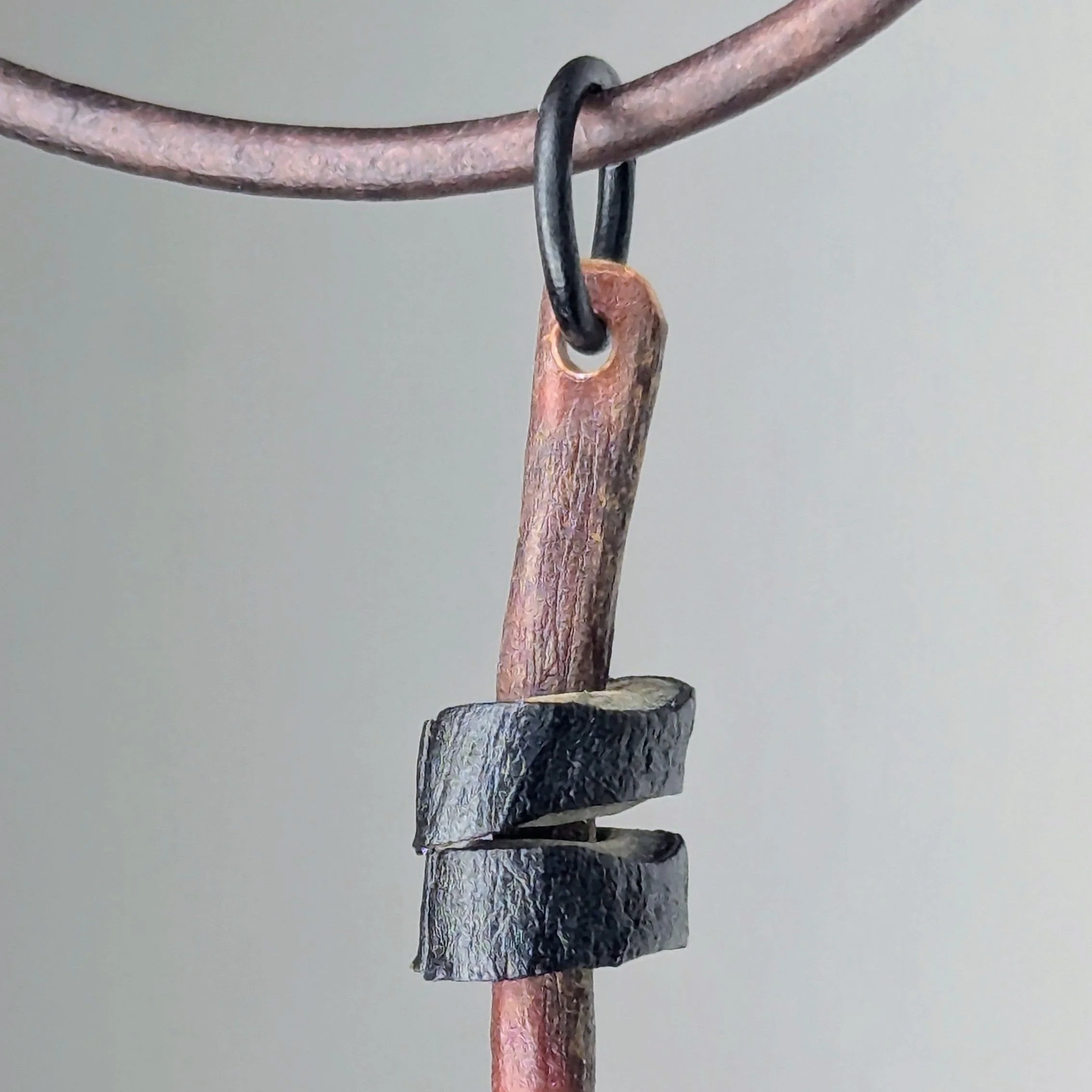 Turvea Pendant Necklace - Image 2