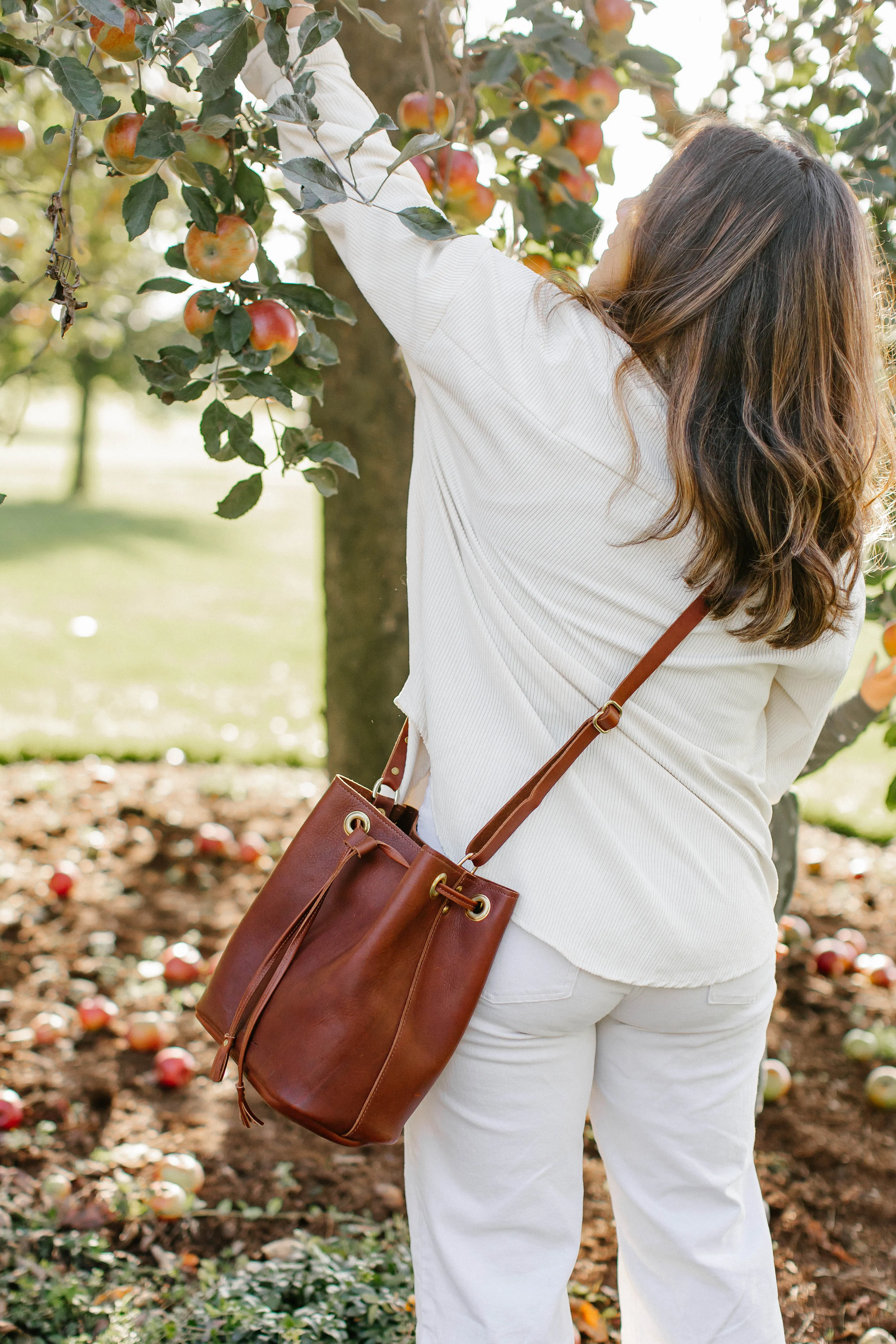 Urban Bucket Bag - Image 13
