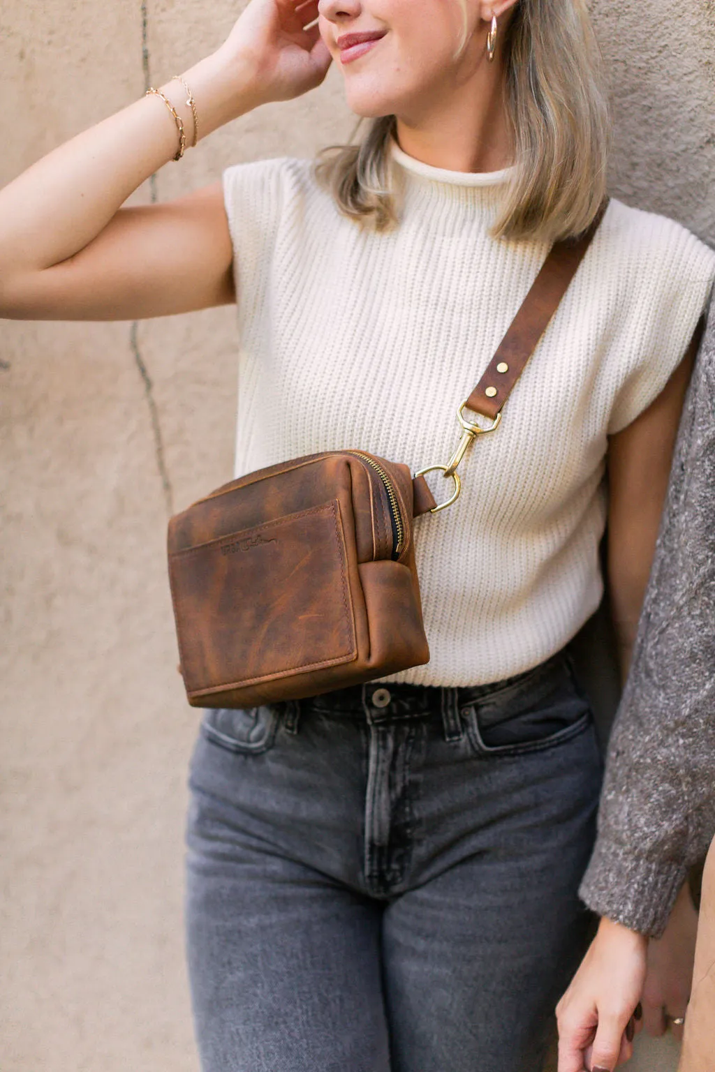 Urban Sling Bag - Image 13