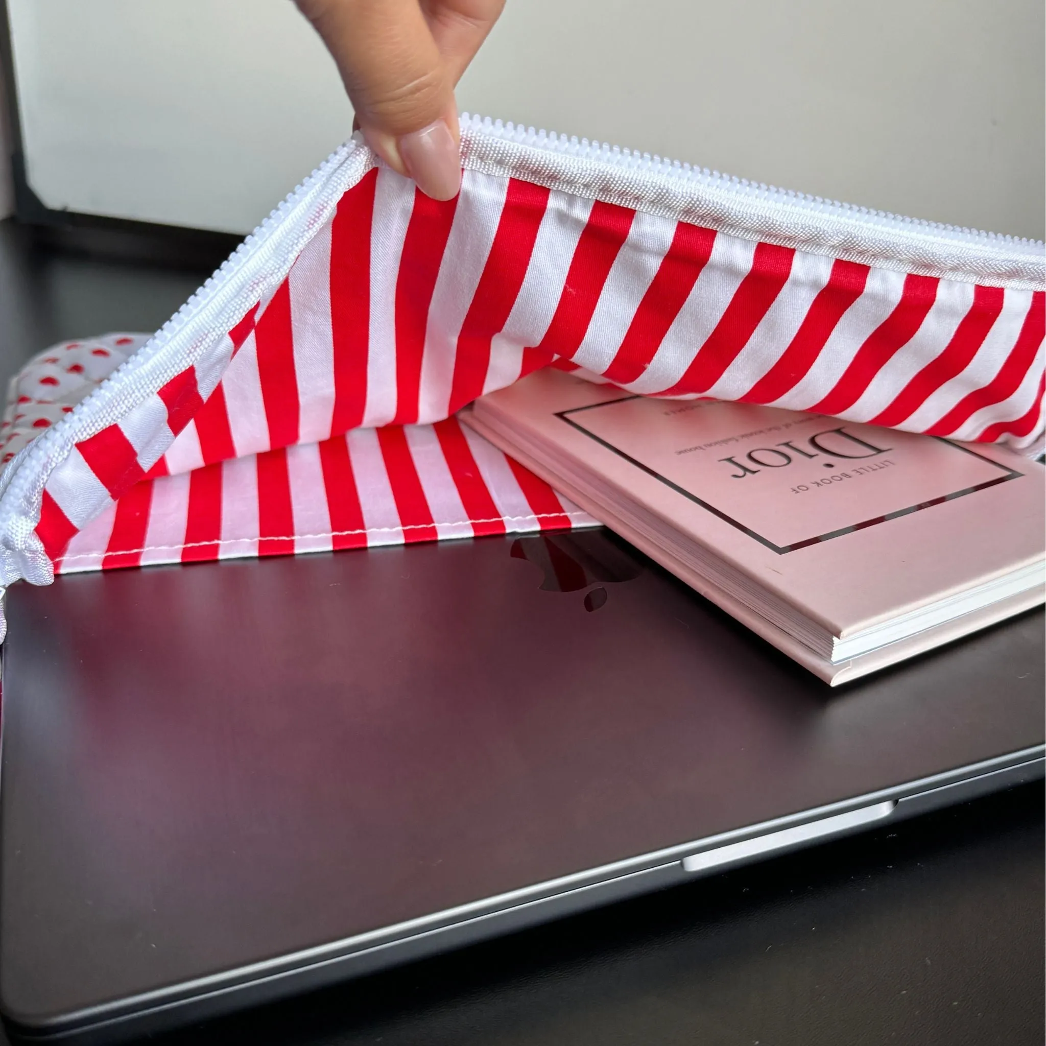 Valentine Laptop Sleeve - Image 3