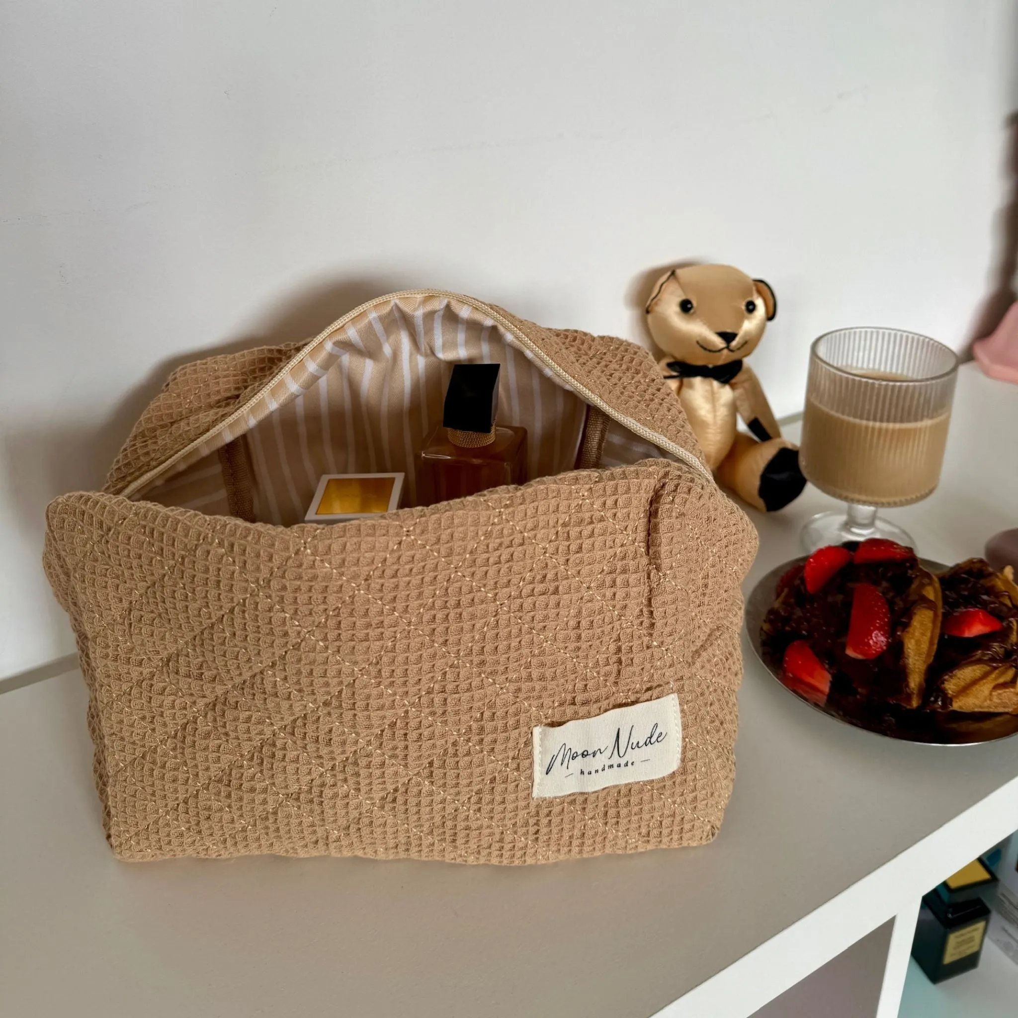 Waffle Large Makeup Bag - Image 3