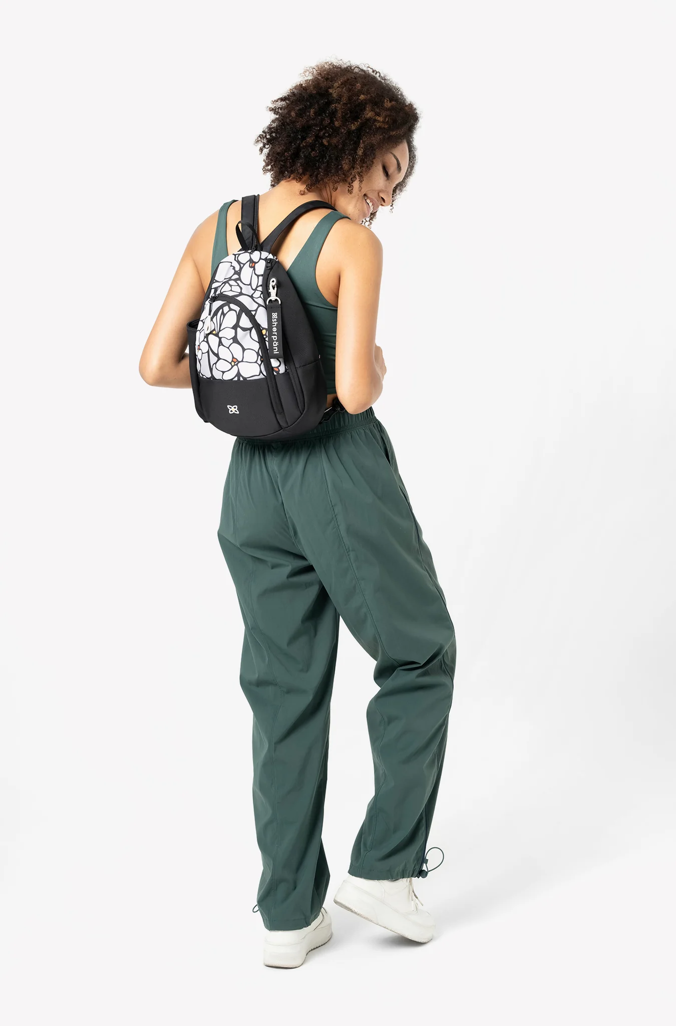 Wayfarer | Convertible Sling - Image 17