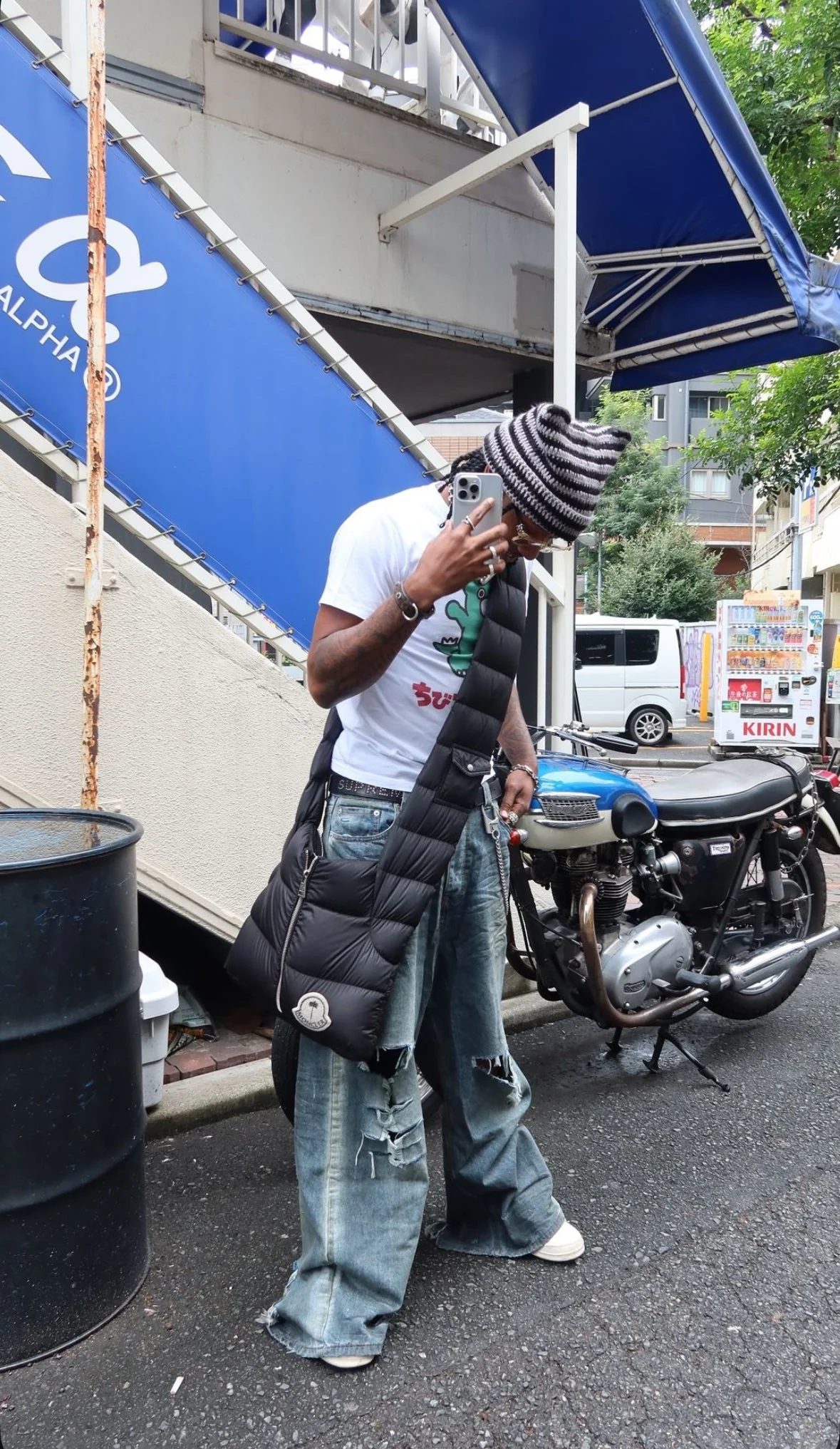WIDEBOY DESTROYED DENIM - Image 3
