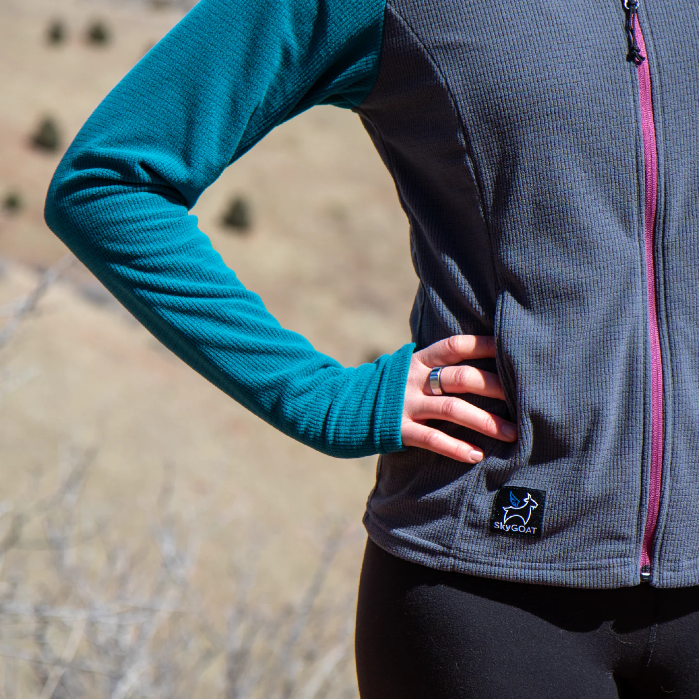 Women's CAMP Jacket - Image 12
