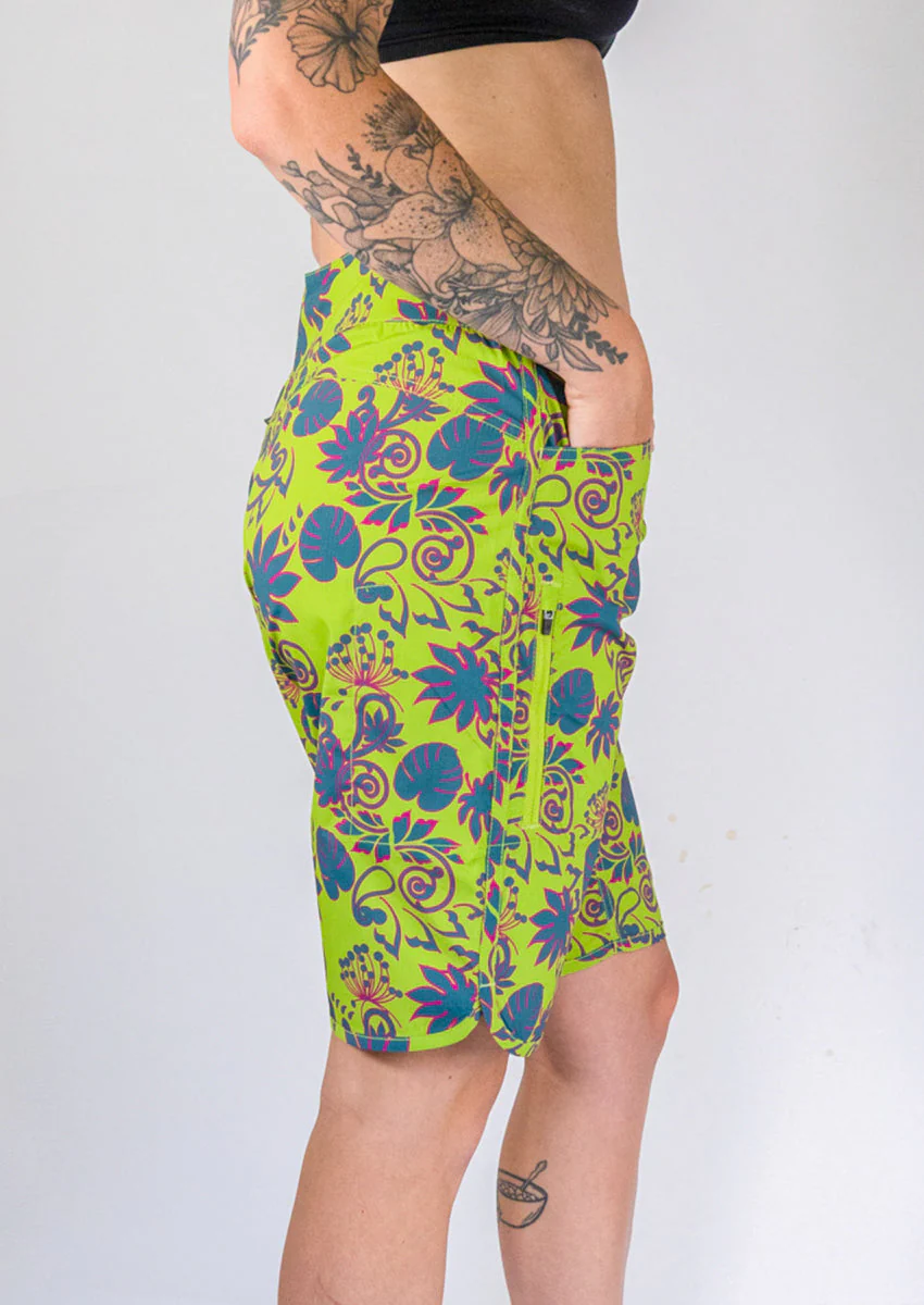 Women's Savvy Surf the Trail Shorts 11" - Image 21