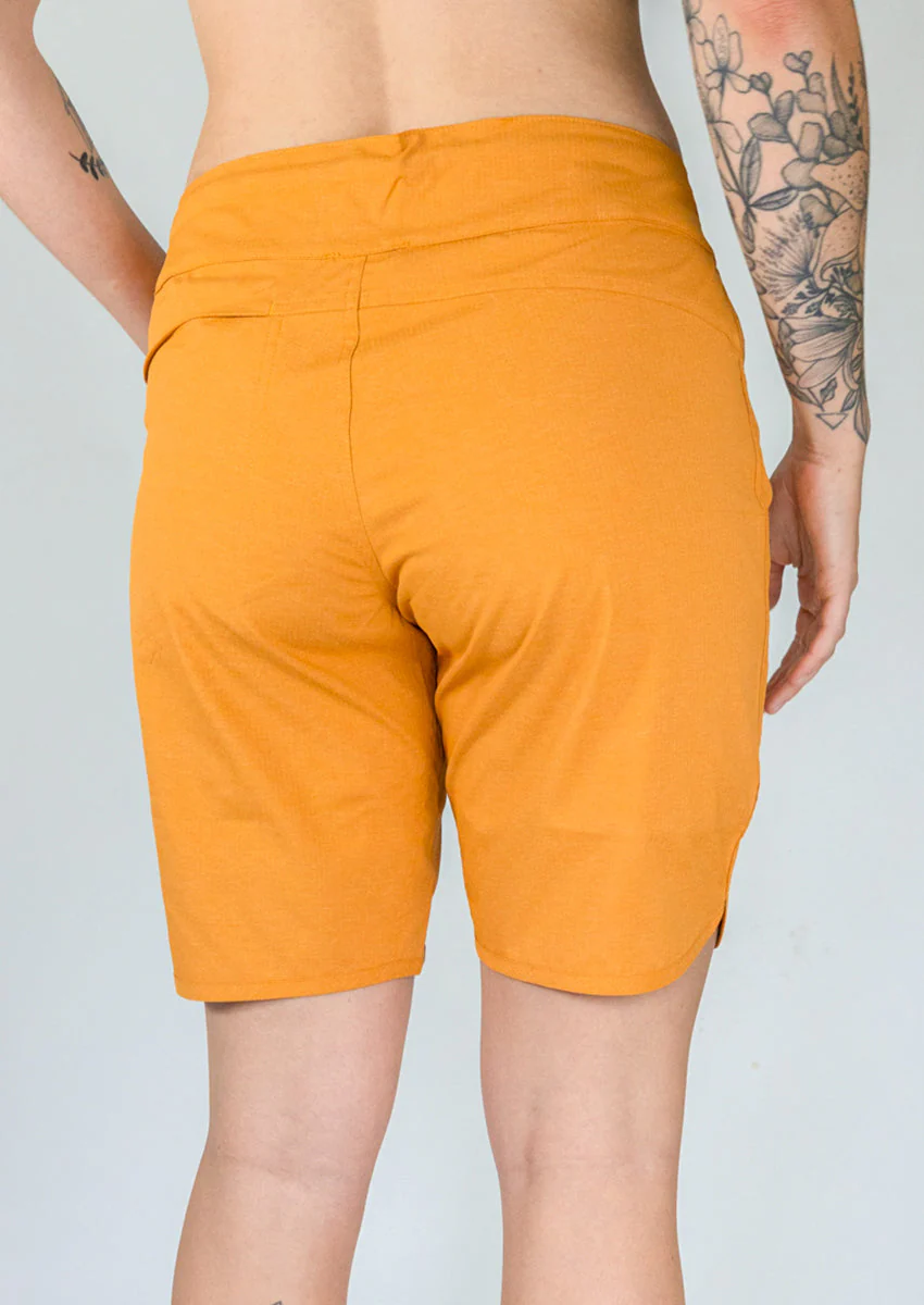 Women's Savvy Surf the Trail Shorts 11" - Image 25